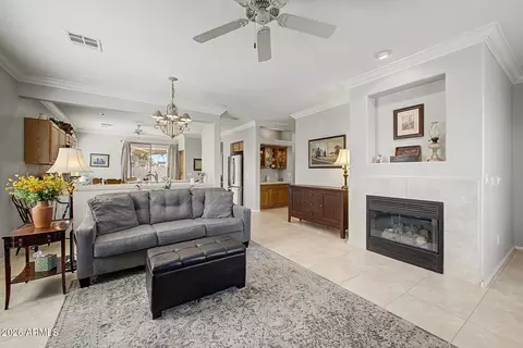 Living - 7013 E Lindner Ave, Mesa, AZ 85209 photo 2 of 4