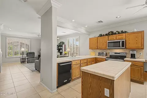Kitchen - 7013 E Lindner Ave, Mesa, AZ 85209 photo 3 of 3