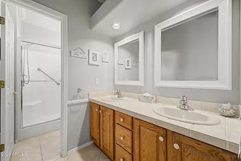 Bath - 7013 E Lindner Ave, Mesa, AZ 85209 photo 1 of 3