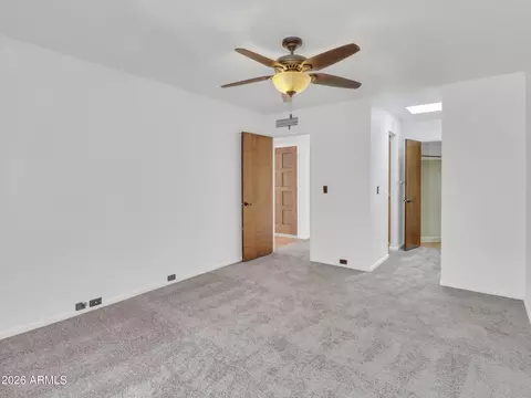 Bedroom - 1010 E Becker Ln, Phoenix, AZ 85020 photo 1 of 3