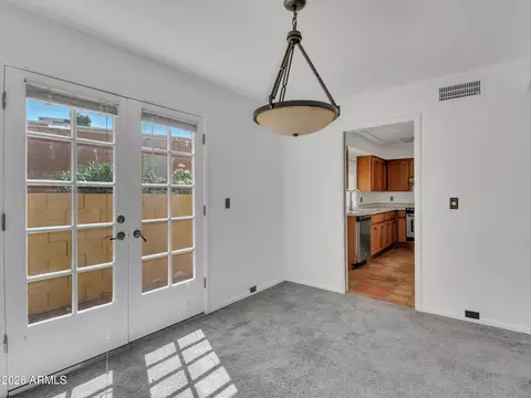 Dining - 1010 E Becker Ln, Phoenix, AZ 85020 photo 1 of 1