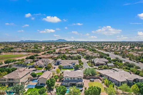 View/Area - 2448 E Amber Ct, Gilbert, AZ 85296 photo 4 of 5