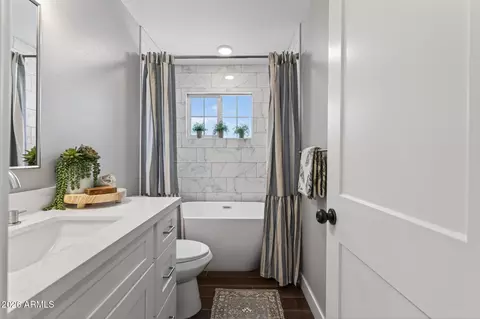 Bath - 3839 E Vernon Ave, Phoenix, AZ 85008 photo 4 of 4
