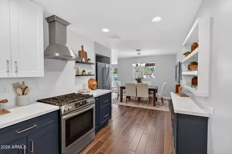 Kitchen - 3839 E Vernon Ave, Phoenix, AZ 85008 photo 4 of 5