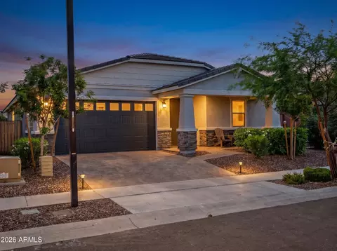 17381 W Running Deer Trl, Surprise, AZ 85387