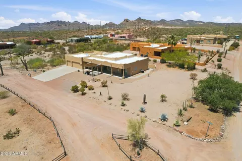 View/Area - 3826 N Rain Cloud Dr, Apache Junction, AZ 85119 photo 2 of 6