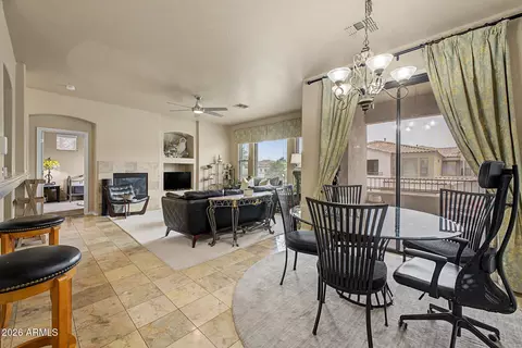 Dining - 3131 E Legacy Dr #2001, Phoenix, AZ 85042 photo 1 of 3