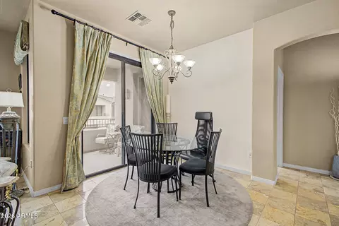Dining - 3131 E Legacy Dr #2001, Phoenix, AZ 85042 photo 2 of 3