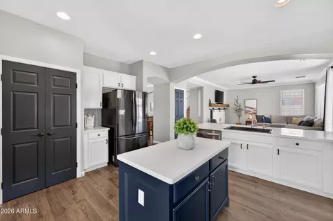Kitchen - 1250 E Indigo St, Gilbert, AZ 85298 photo 6 of 6