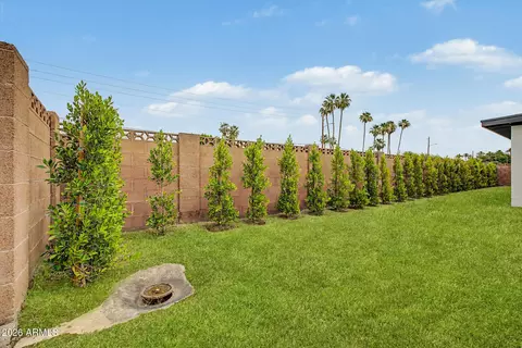 Exterior - 7844 N 17th Ave, Phoenix, AZ 85021 photo 12 of 15