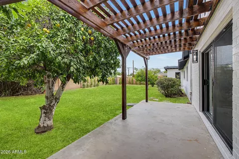 Exterior - 7844 N 17th Ave, Phoenix, AZ 85021 photo 6 of 15
