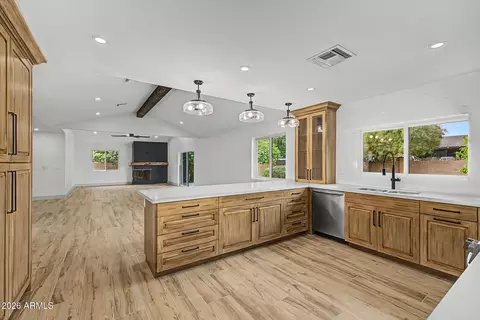 Kitchen - 7844 N 17th Ave, Phoenix, AZ 85021 photo 7 of 7