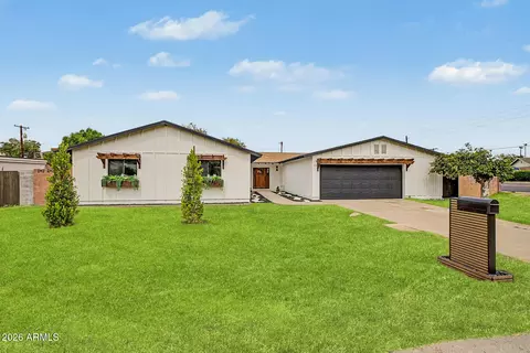 Exterior - 7844 N 17th Ave, Phoenix, AZ 85021 photo 2 of 15