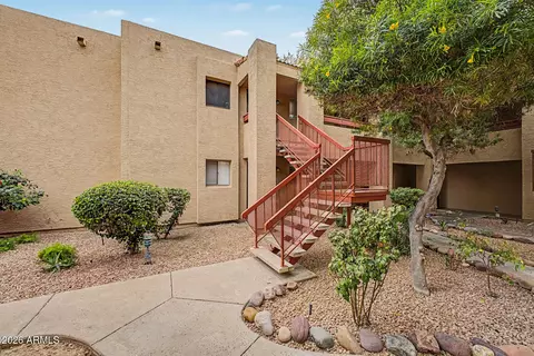 3131 W Cochise Dr #223, Phoenix, AZ 85051