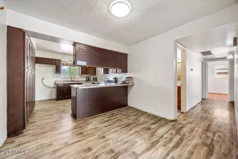 Entry Way - 403 S Cardinal Dr, Apache Junction, AZ 85120 photo 3 of 3
