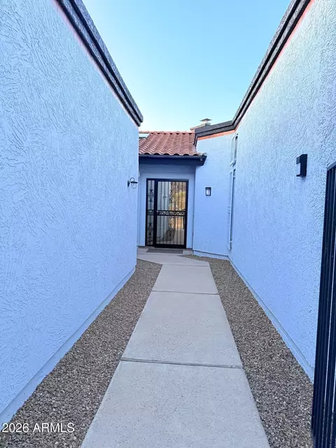 Entry Way - 2311 Euclid Ave, Phoenix, AZ 85042 photo 1 of 3