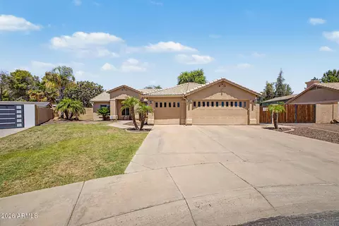 6844 W Columbine Dr, Peoria, AZ 85381