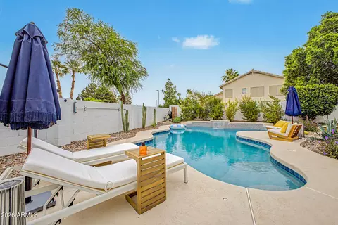 Exterior - 1810 E Tremaine Ave, Gilbert, AZ 85234 photo 7 of 10