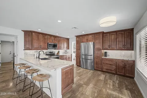 Kitchen - 1810 E Tremaine Ave, Gilbert, AZ 85234 photo 2 of 4