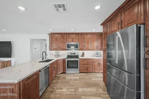 Kitchen - 1810 E Tremaine Ave, Gilbert, AZ 85234 photo 3 of 4