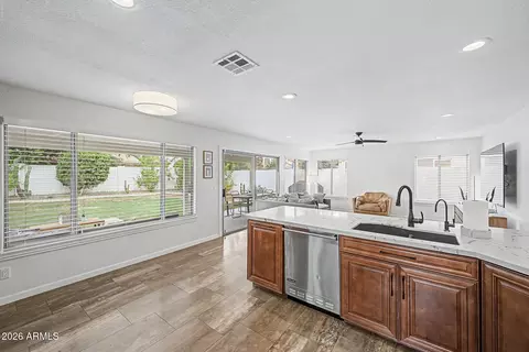 Kitchen - 1810 E Tremaine Ave, Gilbert, AZ 85234 photo 4 of 4