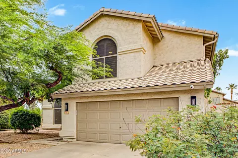 Exterior - 1810 E Tremaine Ave, Gilbert, AZ 85234 photo 3 of 10