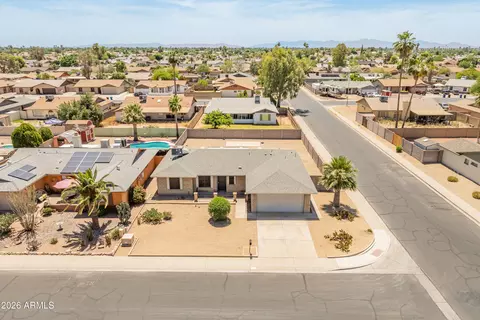 View/Area - 4041 W Pershing Ave, Phoenix, AZ 85029 photo 2 of 12