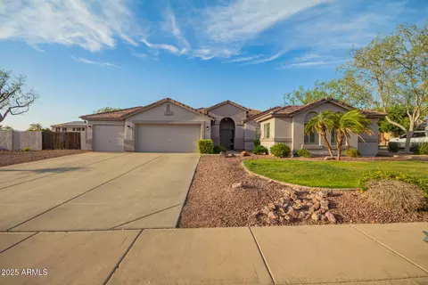 8352 W San Juan Ave, Glendale, AZ 85305