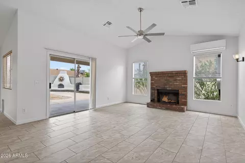 Living - 20609 N 5th Ave, Phoenix, AZ 85027 photo 1 of 5