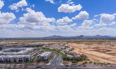 View/Area - 6610 E Marisa Ln, Phoenix, AZ 85054 photo 5 of 9