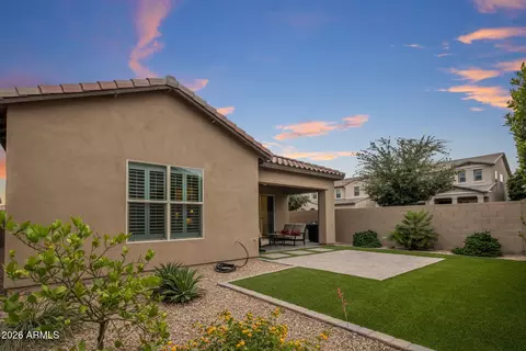 Exterior - 6610 E Marisa Ln, Phoenix, AZ 85054 photo 11 of 17