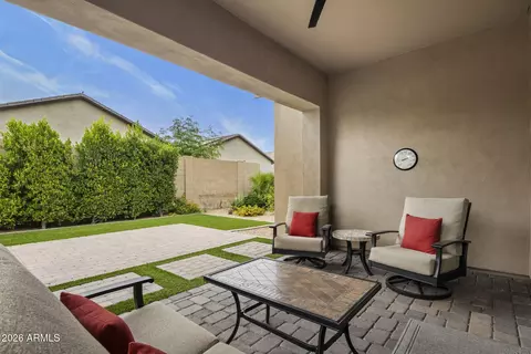 Exterior - 6610 E Marisa Ln, Phoenix, AZ 85054 photo 5 of 17