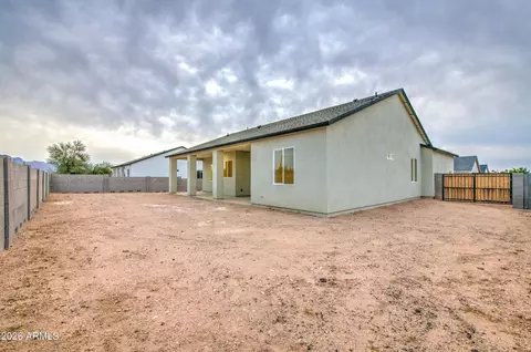 Exterior - 10544 E Baltimore St, Apache Junction, AZ 85120 photo 6 of 11