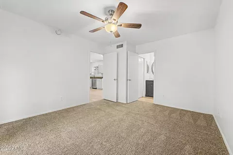 Bedroom - 924 Escuda Dr, Phoenix, AZ 85024 photo 2 of 5