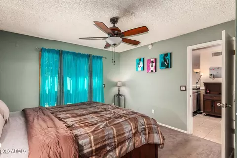Bedroom - 924 Escuda Dr, Phoenix, AZ 85024 photo 2 of 2
