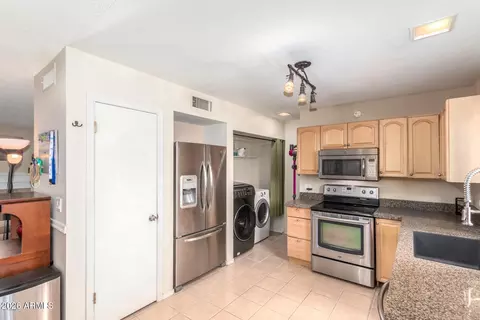 Other - 924 Escuda Dr, Phoenix, AZ 85024 photo 5 of 10