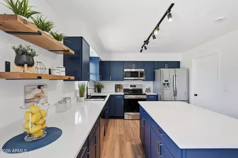 Kitchen - 247 E Fordham Dr, Tempe, AZ 85283 photo 2 of 2