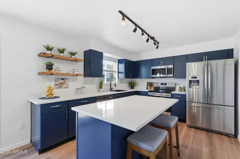 Kitchen - 247 E Fordham Dr, Tempe, AZ 85283 photo 1 of 2