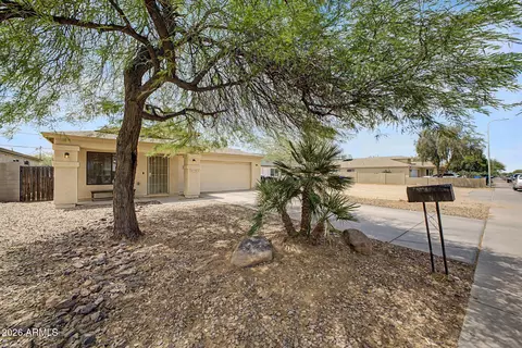 Exterior - 2743 E Tamarisk Ave, Phoenix, AZ 85040 photo 2 of 7