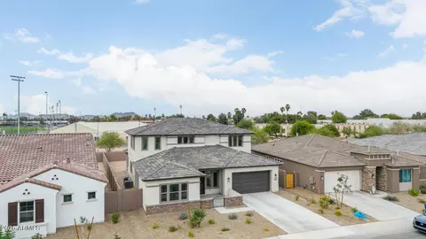 5844 W Mauna Loa Ln, Glendale, AZ 85306