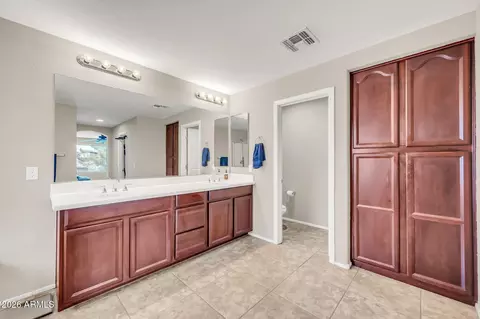 Bath - 742 E Kingbird Dr, Gilbert, AZ 85297 photo 1 of 5