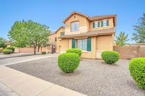 Exterior - 742 E Kingbird Dr, Gilbert, AZ 85297 photo 3 of 8