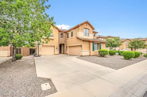 Exterior - 742 E Kingbird Dr, Gilbert, AZ 85297 photo 4 of 8