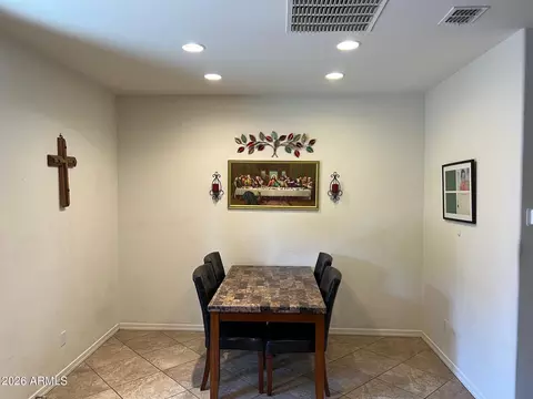 Dining - 2955 E Saltsage Dr, Phoenix, AZ 85048 photo 1 of 1