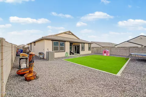 Exterior - 2836 W Savannah Ave, Apache Junction, AZ 85120 photo 6 of 9