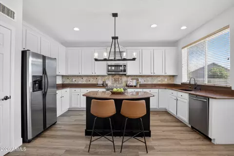 Kitchen - 2861 E Brooks Ct, Gilbert, AZ 85296 photo 1 of 3