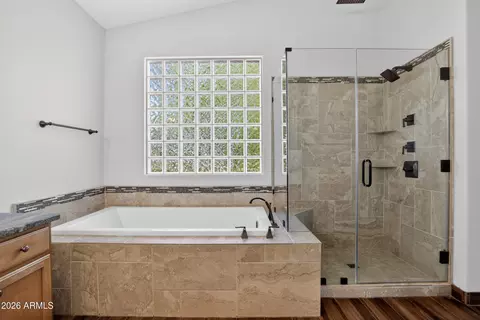 Bath - 2861 E Brooks Ct, Gilbert, AZ 85296 photo 3 of 4