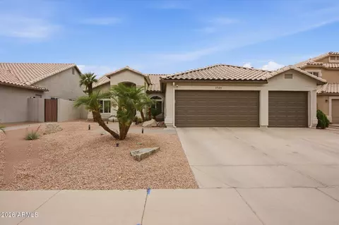 1705 W Merrill Ln, Gilbert, AZ 85233