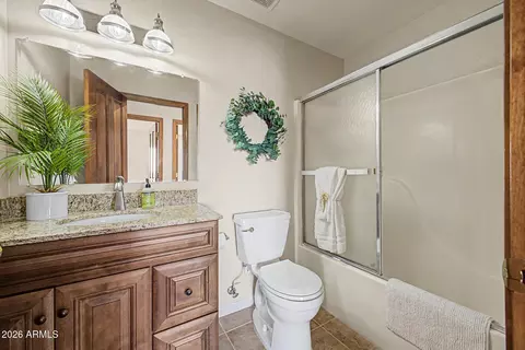 Bath - 6 Buckskin Ln, Sonoita, AZ 85637 photo 3 of 3
