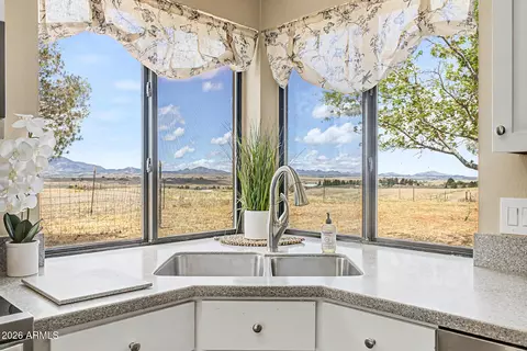 Kitchen - 6 Buckskin Ln, Sonoita, AZ 85637 photo 4 of 5